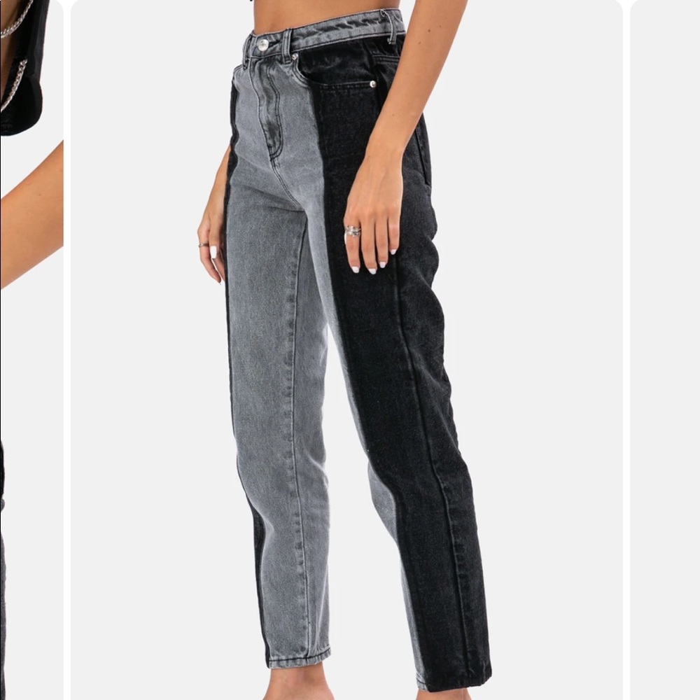 ADIKA COLORBLOCK MOM JEANS SIZE M